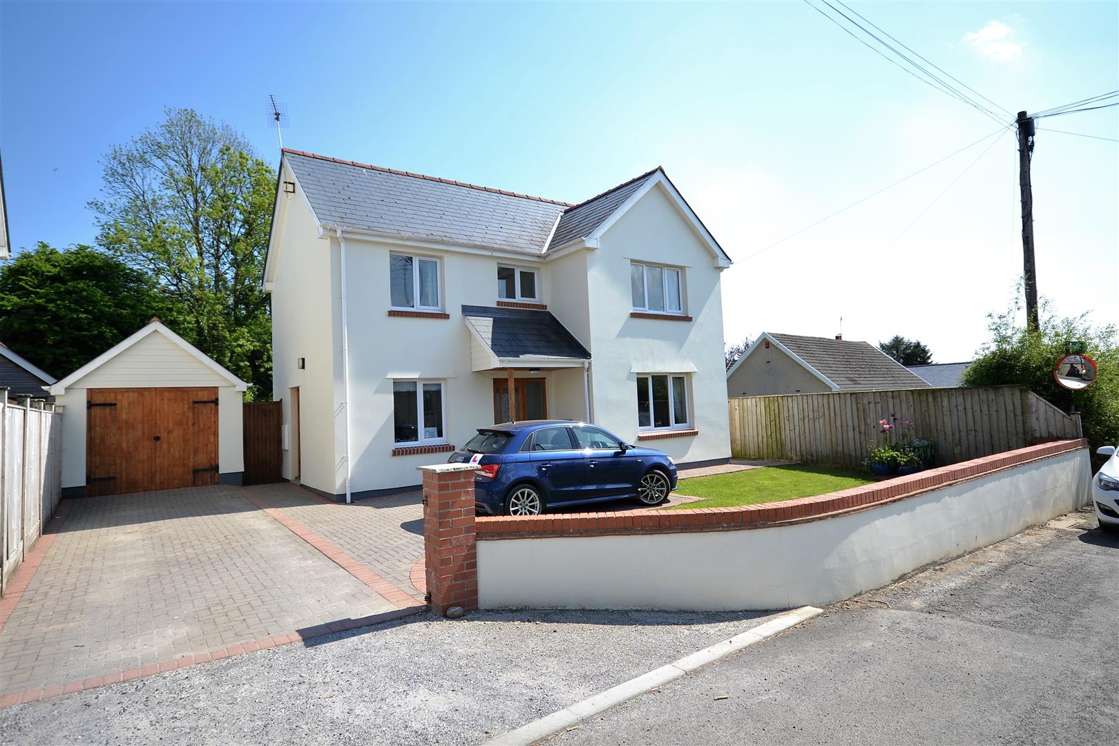 3 bedroom, Llanfallteg